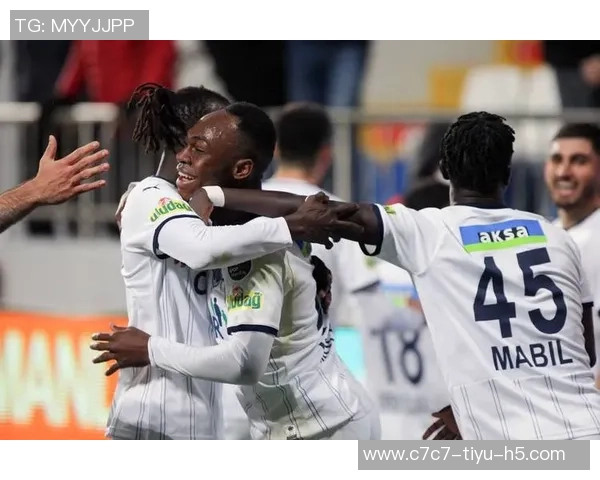 意媒报道弗拉霍维奇或因大腿肌腱受伤缺阵两个月以上